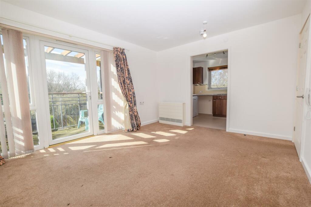 Additional image 4 of New Grosvenor Road, Ellesmere Port