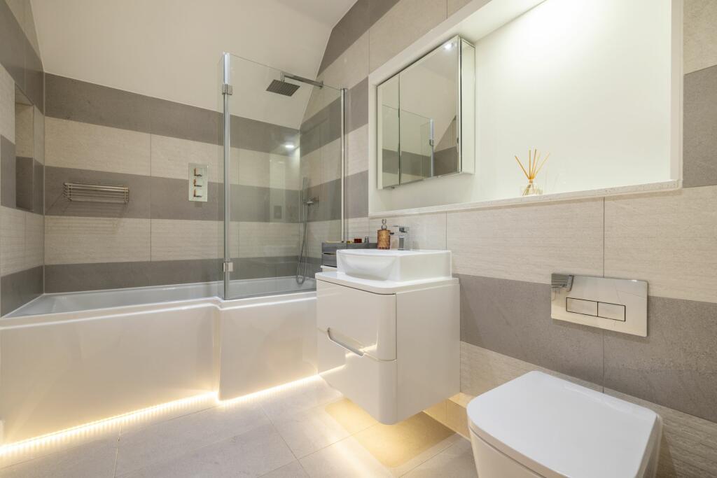 Additional image 9 of South Drive, Elston Court, CR5