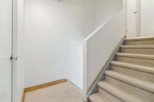 Additional image 28 of 44 Chester Le Blvd Unit 6