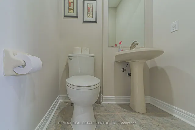 Additional image 16 of 92 Oaklea Blvd