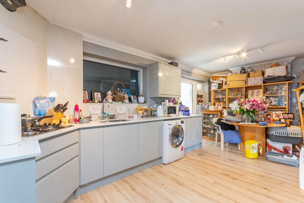 Additional image 15 of Glebe Road, Heybridge, Maldon