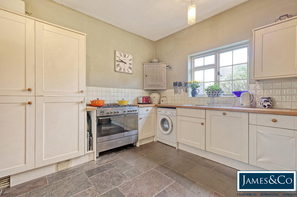 Additional image 16 of The Close, Dunmow, Essex