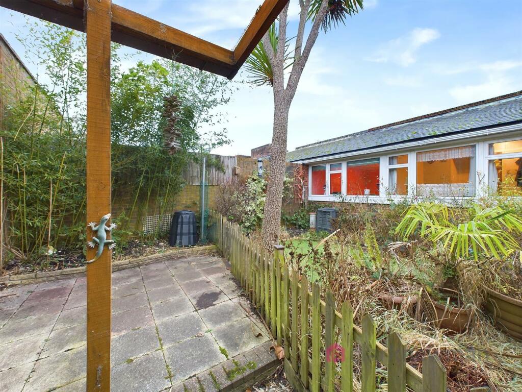 Additional image 14 of Bishopsfield, Harlow, CM18