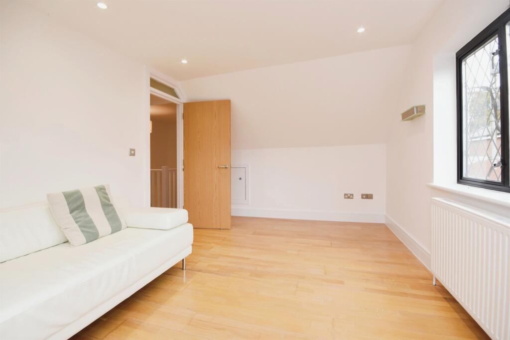 Additional image 5 of Priests Lane, Brentwood