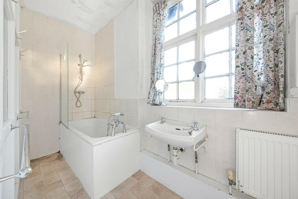 Additional image 15 of Pampisford Road, South Croydon