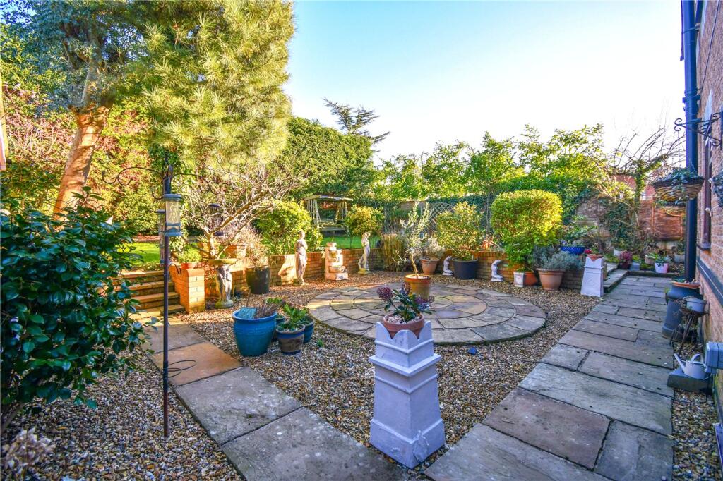 Additional image 4 of Farmers Heath, Great Sutton, Cheshire