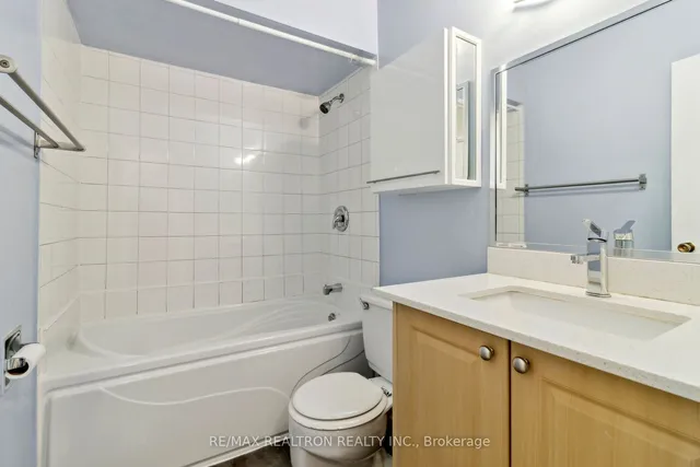 Additional image 34 of 44 Chester Le Blvd Unit 6