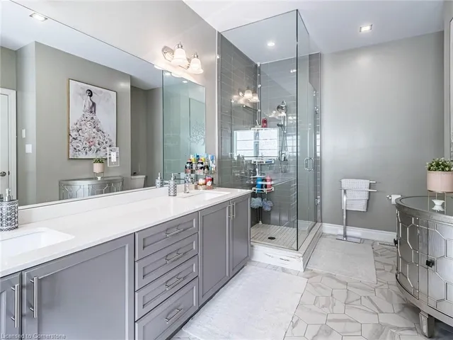 Additional image 34 of 10 Vineyard Drive