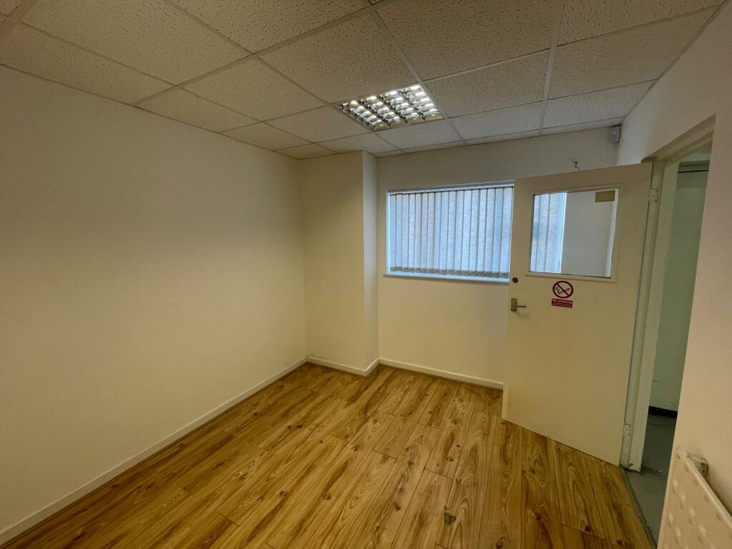 Additional image 6 of Braintree
