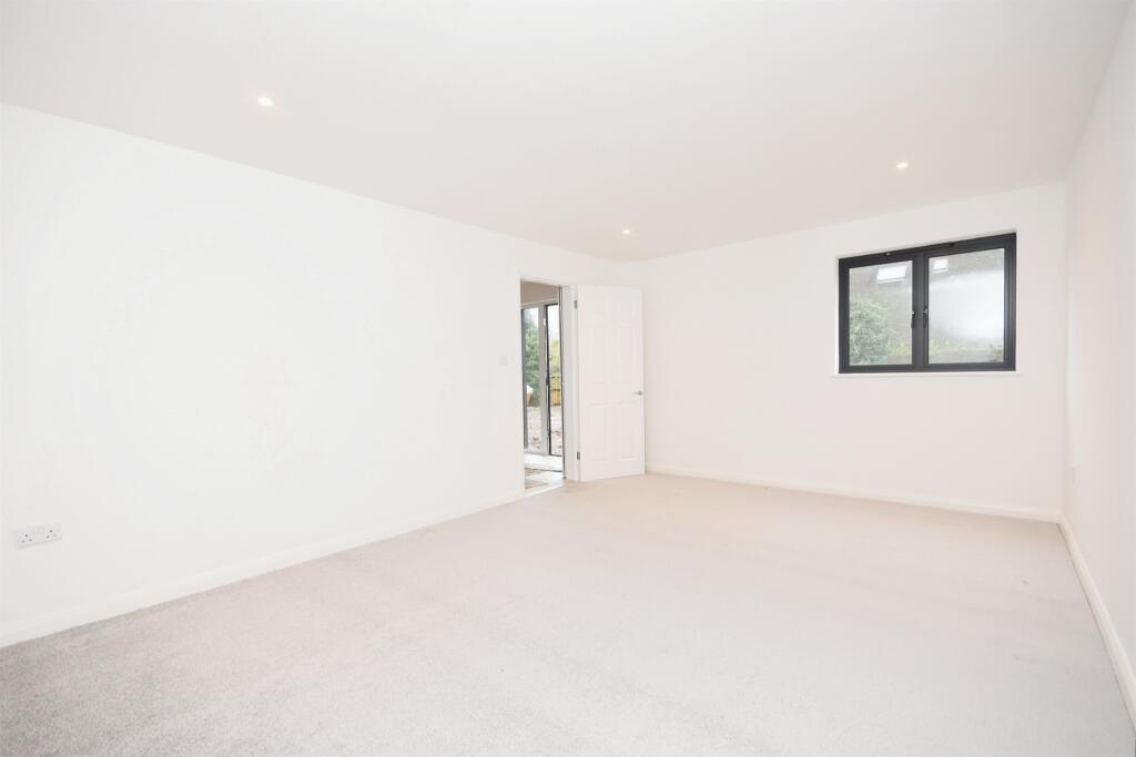 Additional image 4 of Skye Green Road, Feering, Colchester