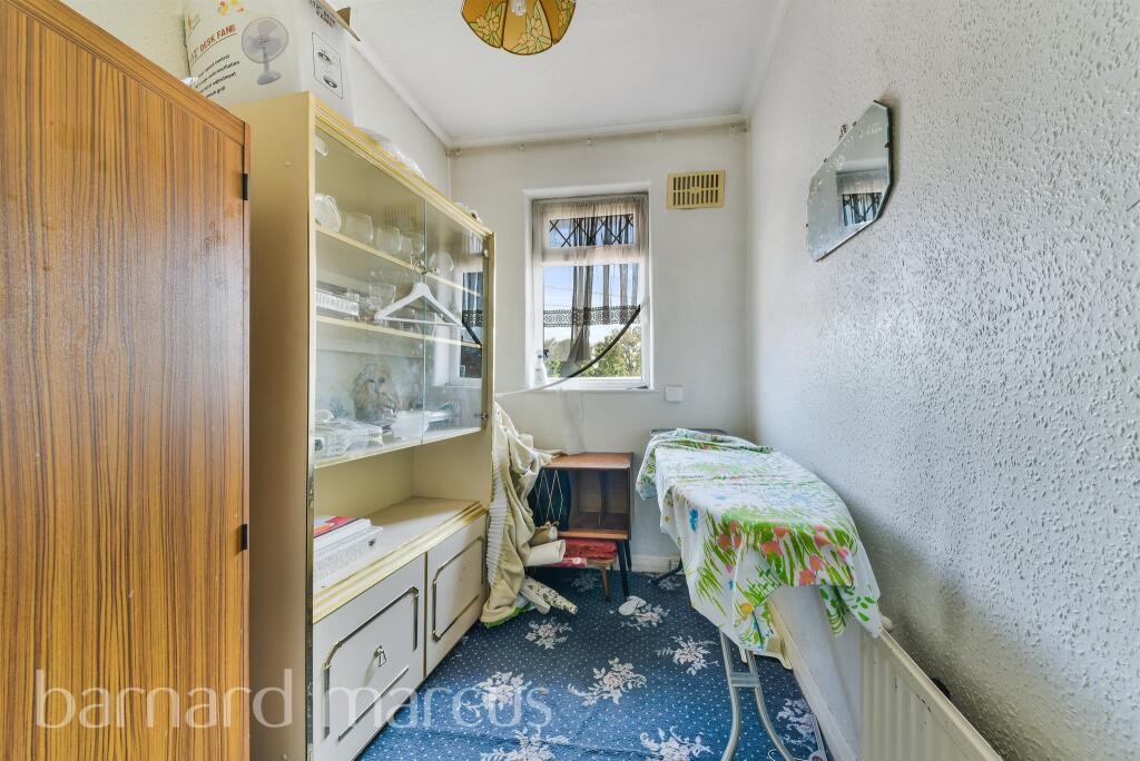 Additional image 9 of Bond Road, Mitcham