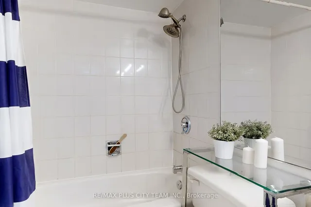 Additional image 15 of 88 Charles St Unit 708