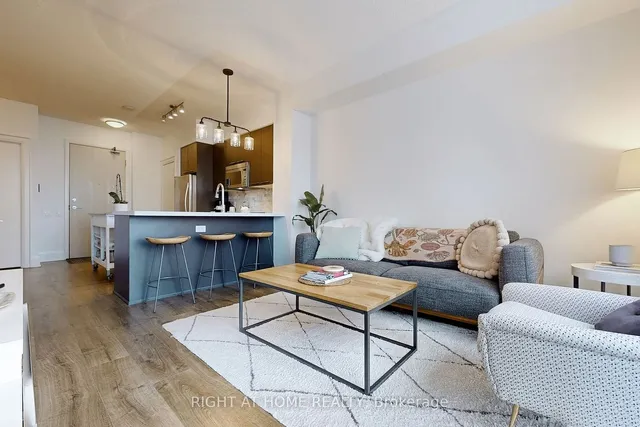 Additional image 11 of 30 Roehampton Ave Unit 1506