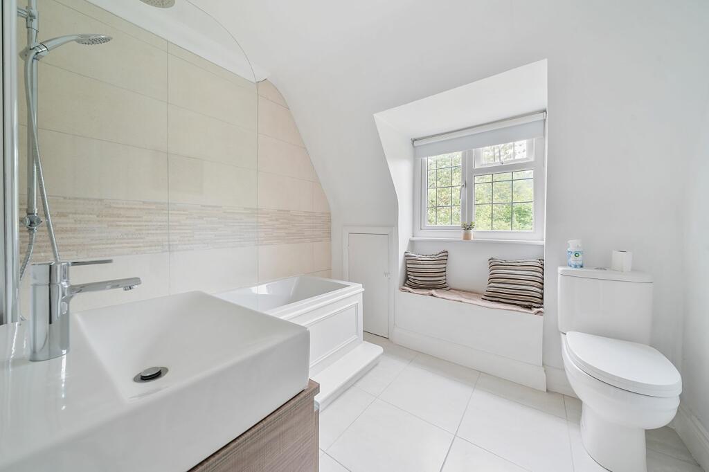 Additional image 10 of Loxford Road, Caterham, CR3