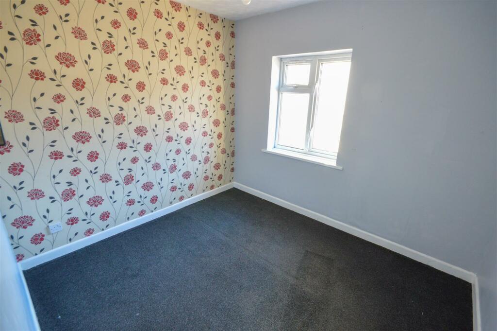 Additional image 8 of Oulton Hall, Marine Parade East, Clacton-On-Sea