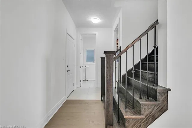 Additional image 19 of 528 Nathalie Cres