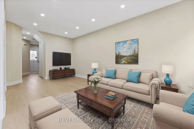 Additional image 6 of 92 Goldenlight Circ Unit 11