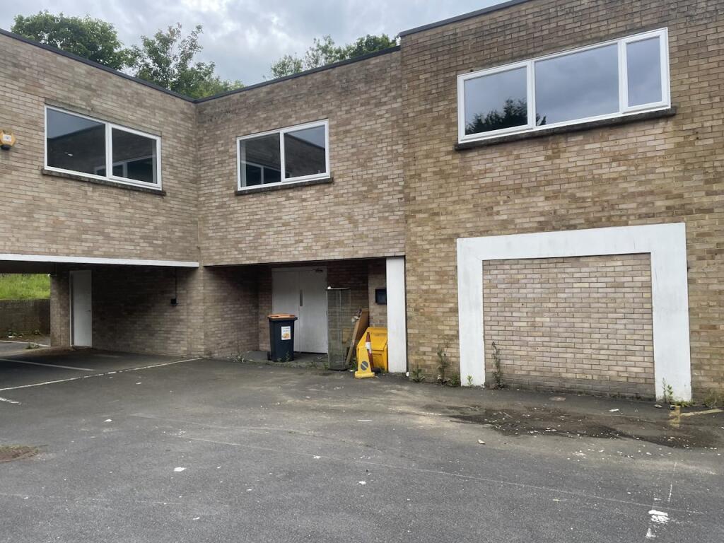 Additional image 11 of 29 Ullswater Crescent, Coulsdon, CR5 2HR