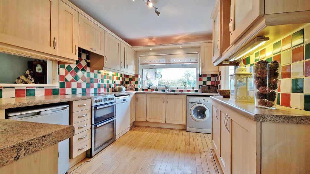 Additional image 10 of Briarfields, Kirby-le-Soken