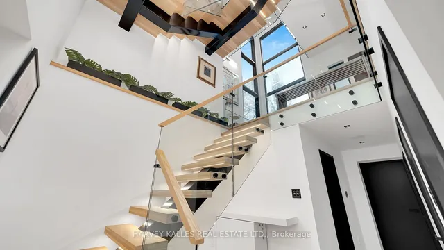 Additional image 32 of 4 Douglas Cres