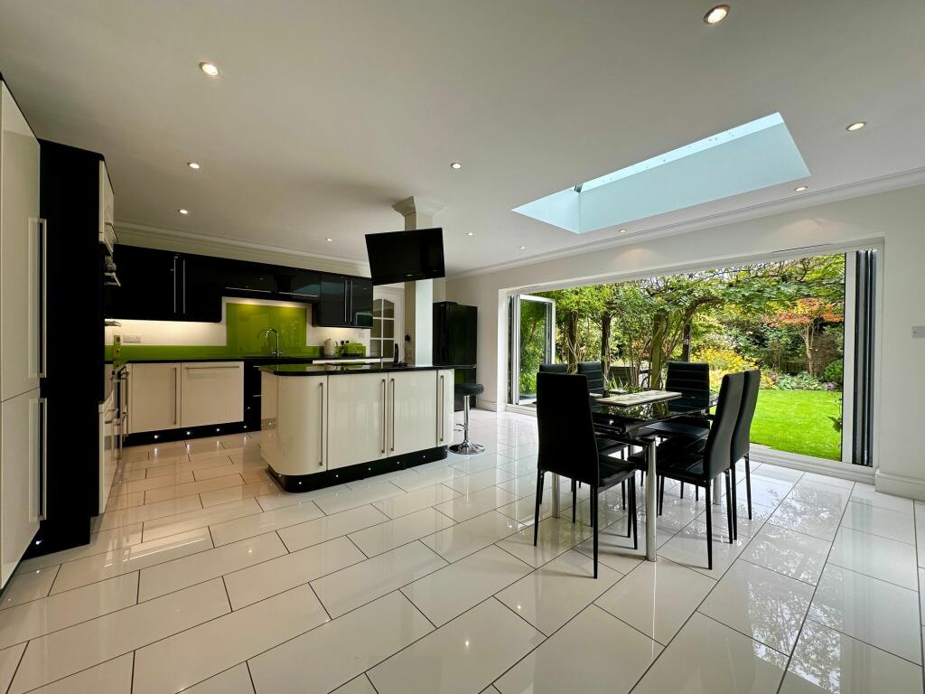 Additional image 5 of Western Road, Billericay, CM12