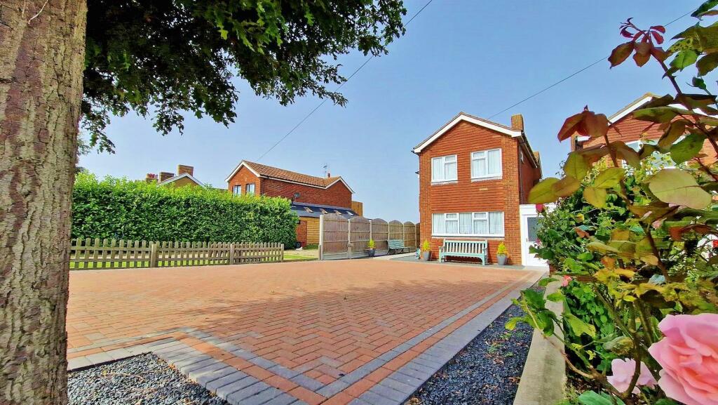 Additional image 29 of Kirby Road, Walton On The Naze