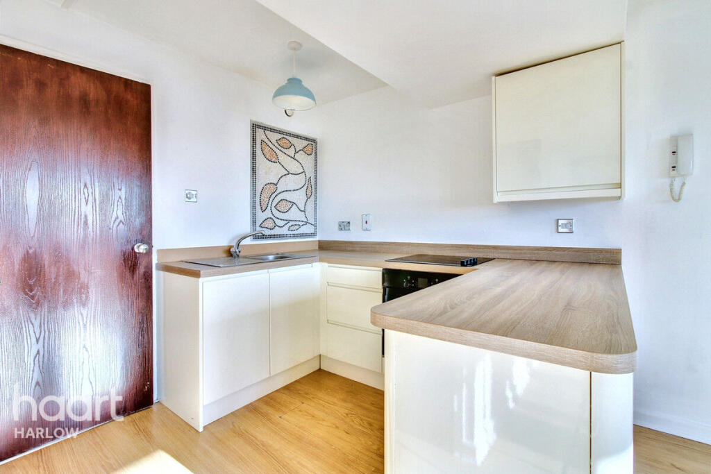 Additional image 6 of Harlow, Harlow