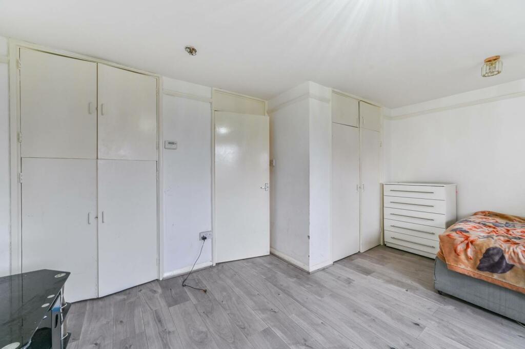 Additional image 5 of Wisbeach Road, Croydon, CR0