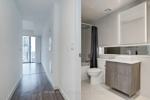 Additional image 17 of 215 Queen St Unit 2401