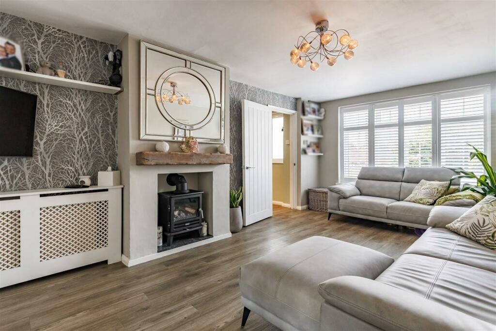 Additional image 25 of Beaconfield Way, Epping