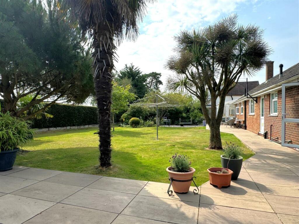 Additional image 35 of Chestnut Farm Drive, Althorne
