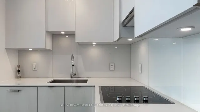 Additional image 9 of 195 Redpath Ave Unit PH06