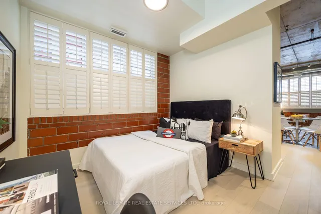 Additional image 18 of 10 Wellesley Pl Unit 101