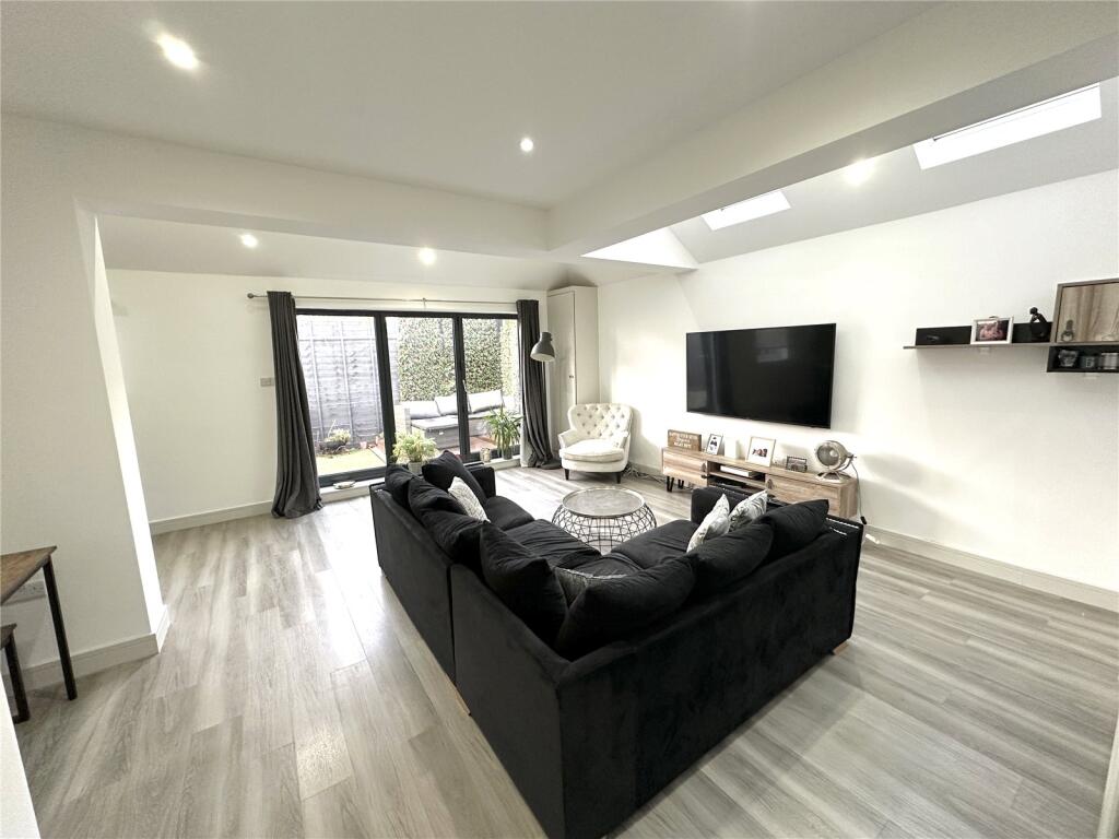 Additional image 5 of West Hill, Sanderstead, South Croydon, CR2