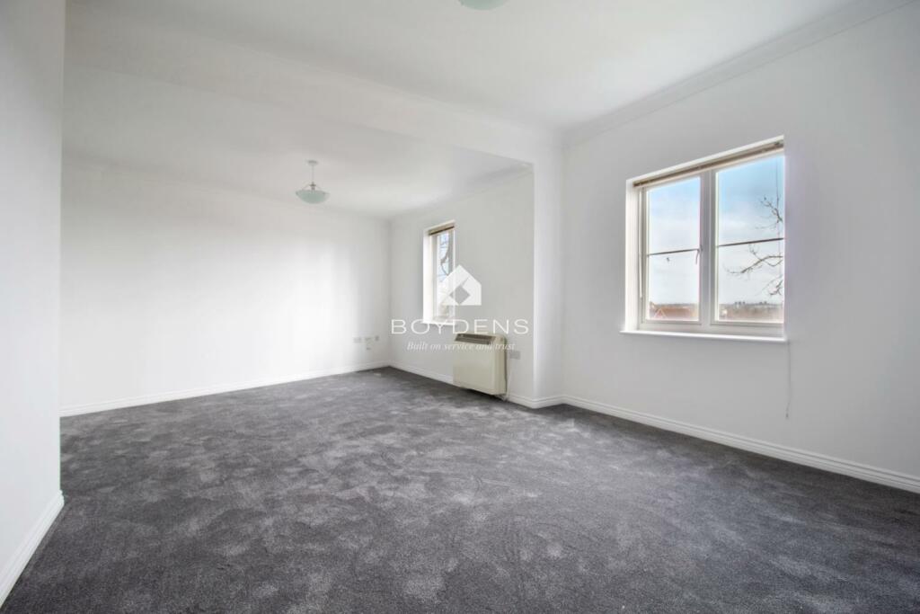 Additional image 2 of Bradford Drive, Close to Station, North Colchester