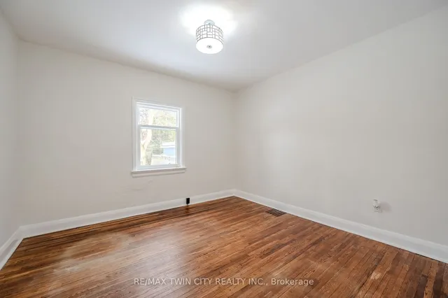 Additional image 12 of 11 Esson St