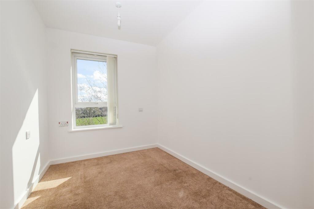 Additional image 9 of New Grosvenor Road, Ellesmere Port