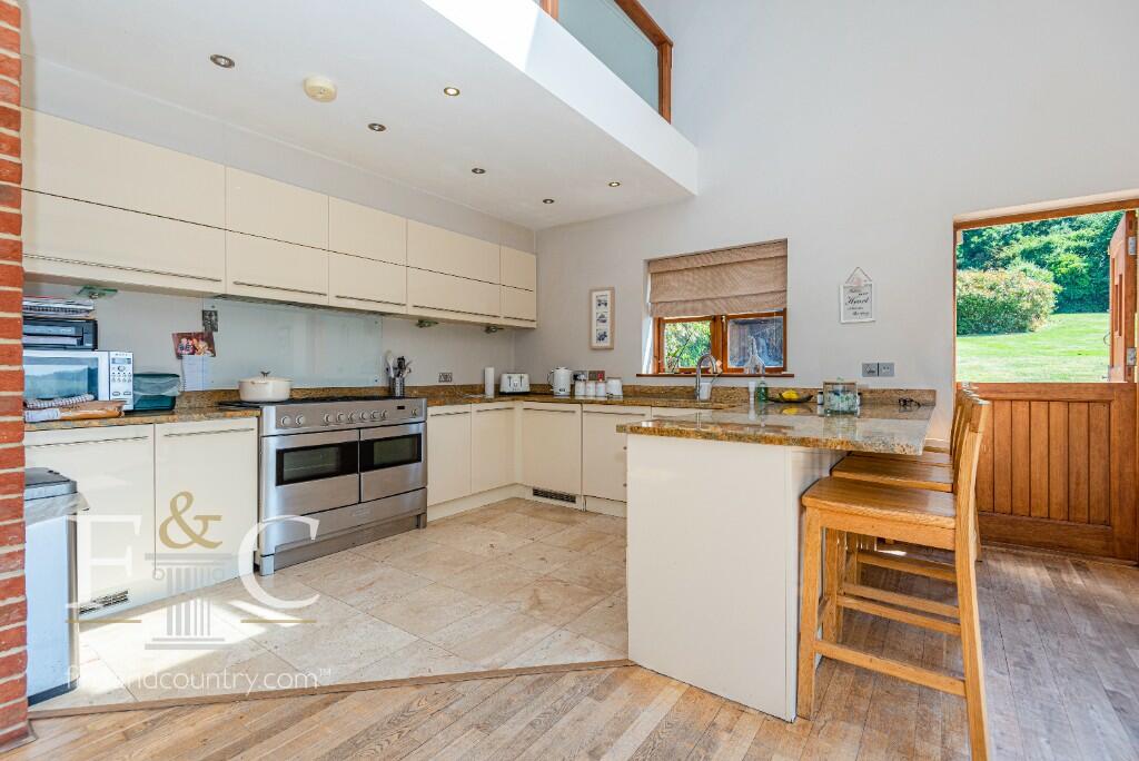 Additional image 10 of Hamlet Hill, Roydon