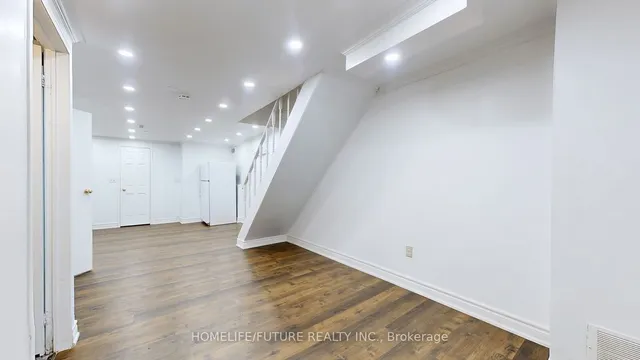 Additional image 34 of 16 Chad Cres