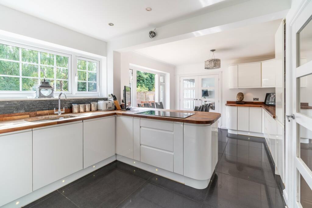 Additional image 11 of Oak Drive, Sawbridgeworth, CM21