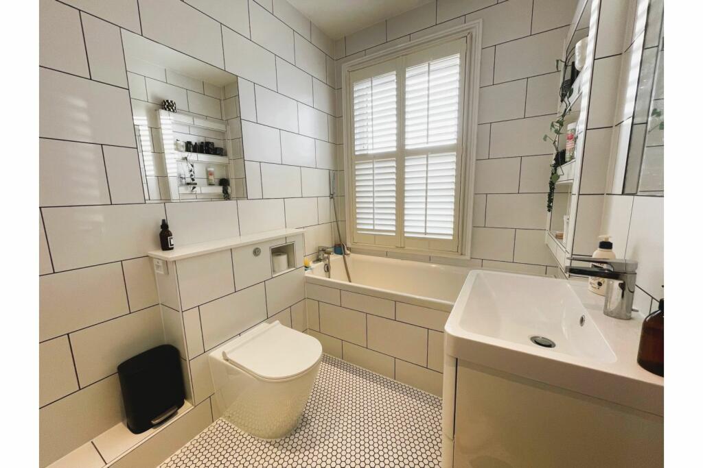 Additional image 30 of Grange Hill, Coggeshall, CO6