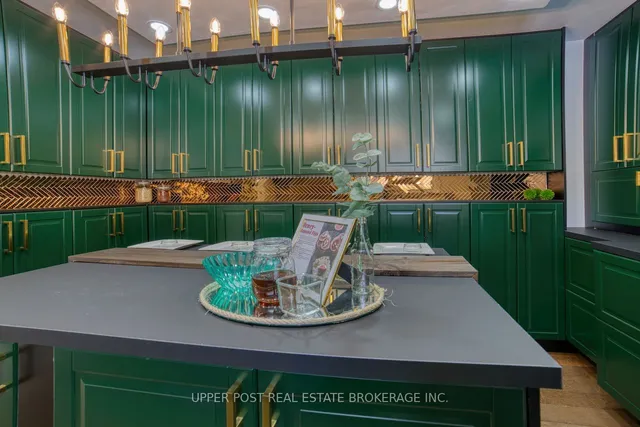 Additional image 29 of 23 Larabee Cres