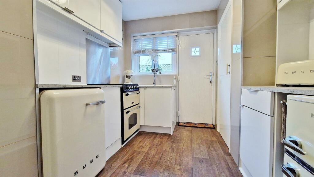 Additional image 12 of Old Parsonage Way, Frinton-On-Sea