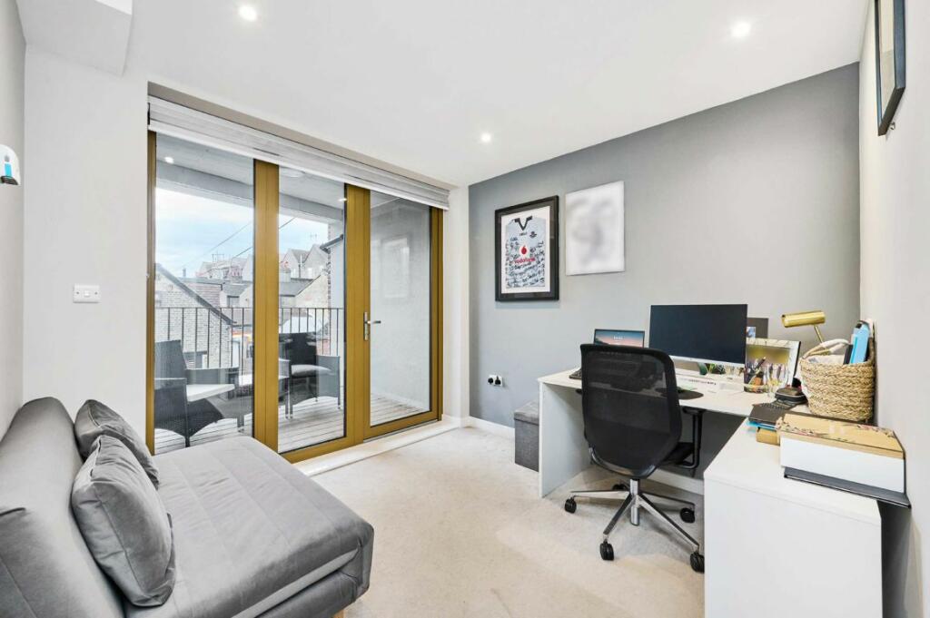 Additional image 5 of Caithness Road, Tooting