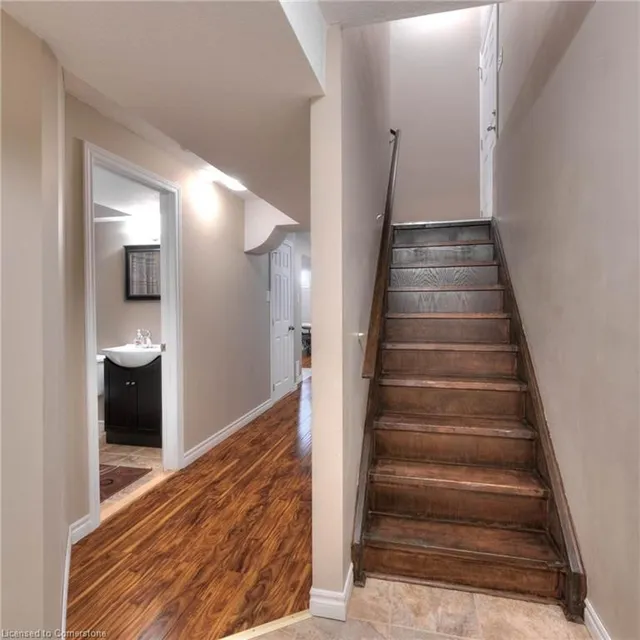 Additional image 31 of 26 Renfrew St