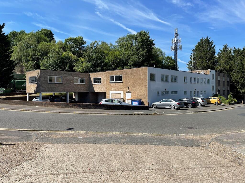 Additional image 5 of 1st Floor, 29 Ullswater Crescent, Coulsdon, CR5 2HR