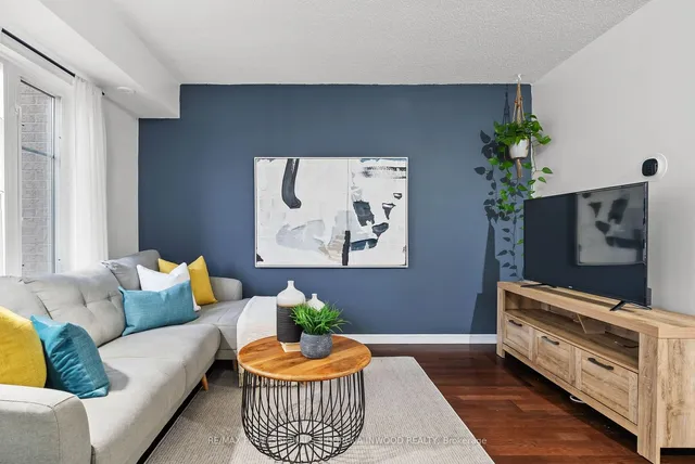 Additional image 7 of 22 Western Battery Rd Unit 106