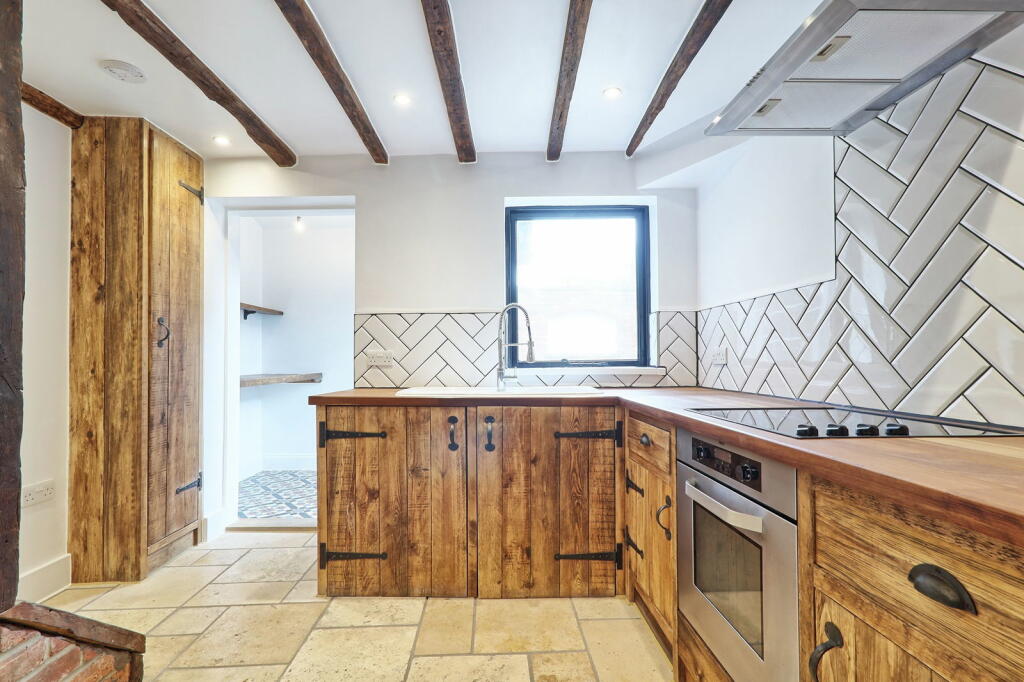 Additional image 4 of High Street, Maldon, CM9 5BS