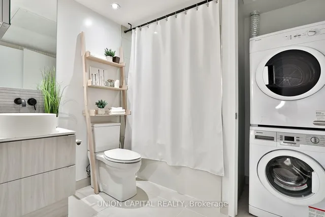 Additional image 24 of 161 Roehampton Ave Unit 203