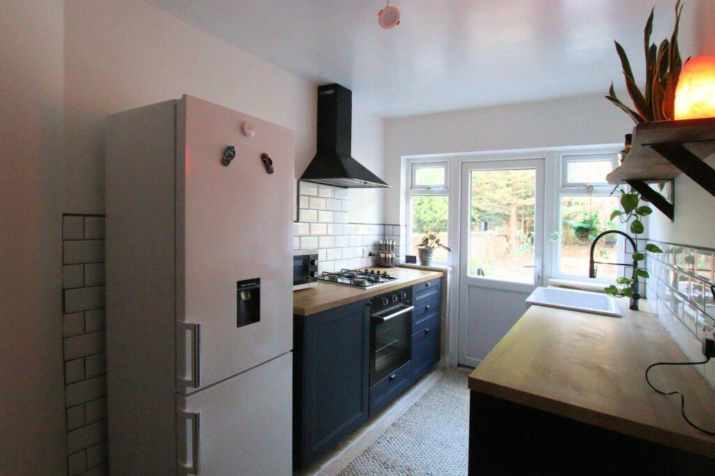 Additional image 4 of Addington Road, Selsdon, CR2